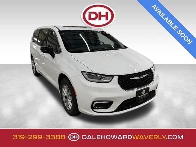 2026 Chrysler Pacifica Select in Bright White Clear-Coat Exterior Paint — front three-quarter view