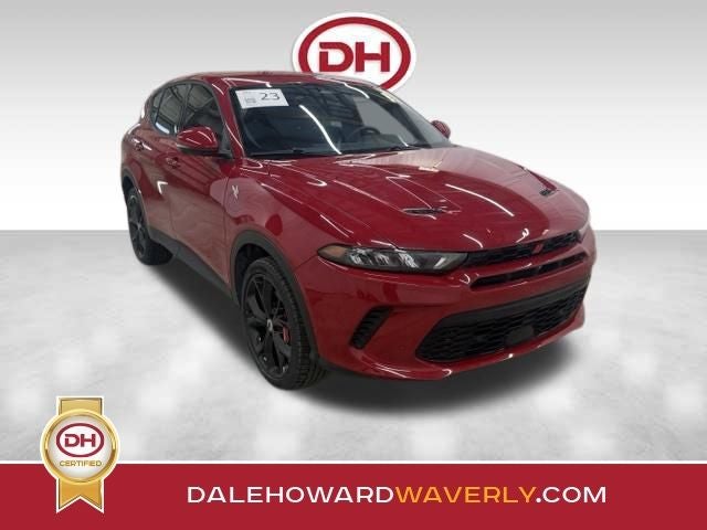 2023 Dodge Hornet GT in Hot Tamale — front three-quarter view