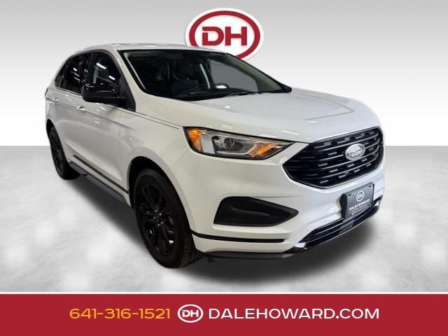 2023 Ford Edge SE in Oxford White — front three-quarter view
