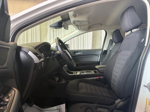 2023 Ford Edge — detail view