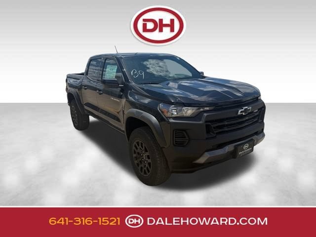2026 Chevrolet Colorado Trail Boss in Black — front three-quarter view
