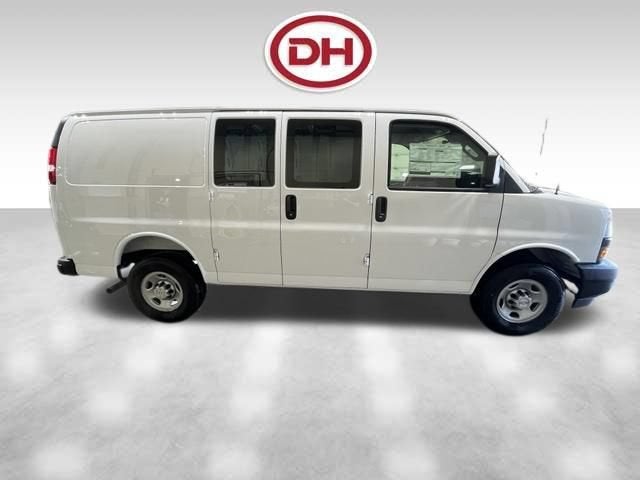 2026 Chevrolet Express Cargo — side profile view